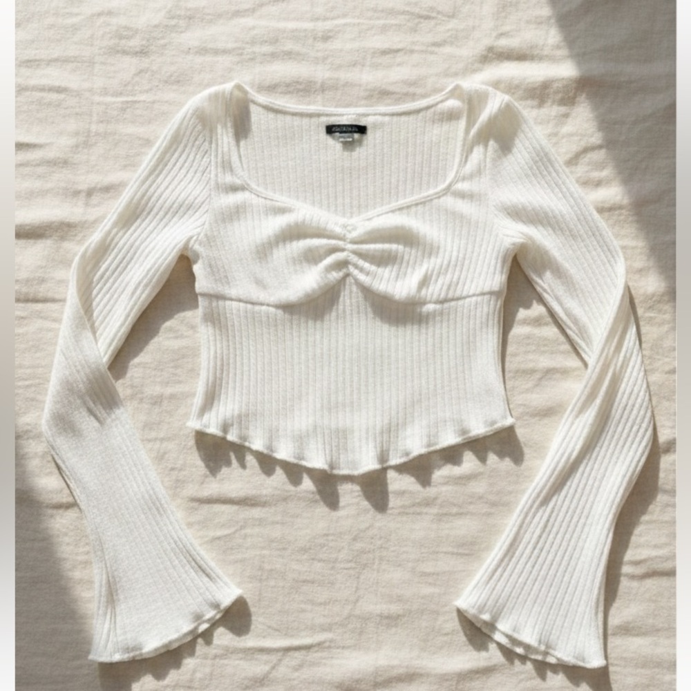 WILD FABLE Women’s White Casual Long Sleeve Crop Top